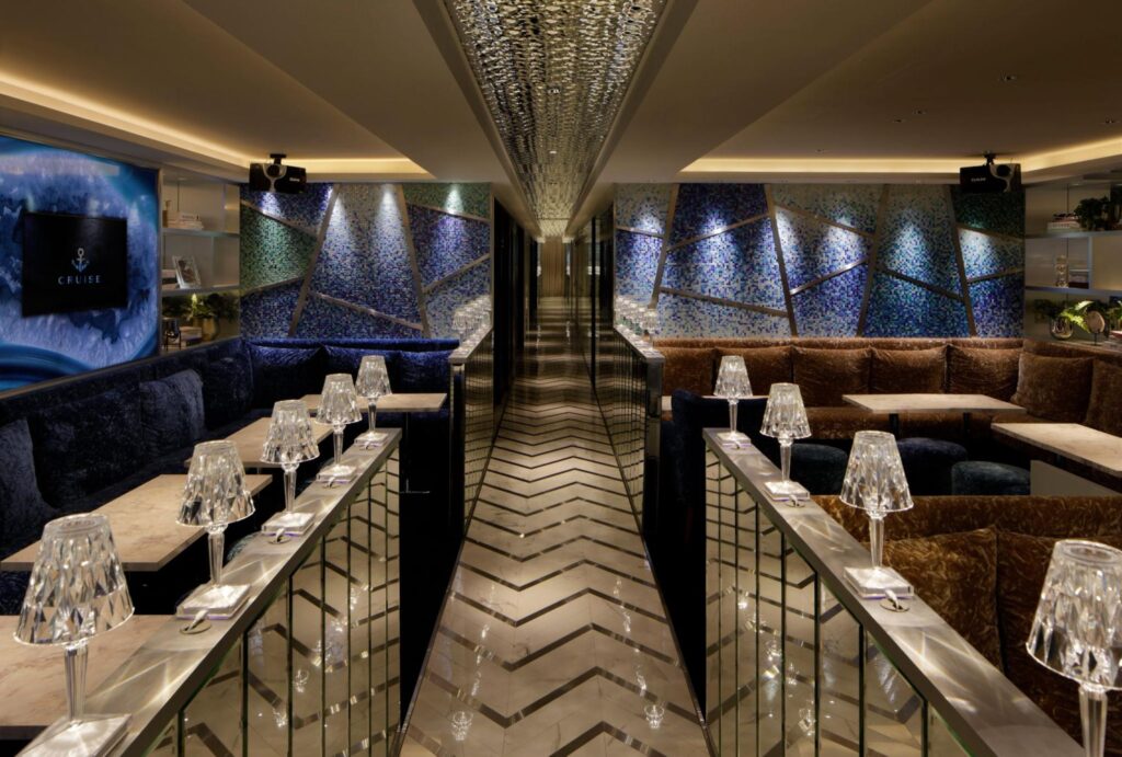 ホスト「儲かる」